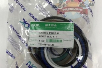 "Р/к г/ц ковша 707-98-39610 на Komatsu PC200-8 NOK "